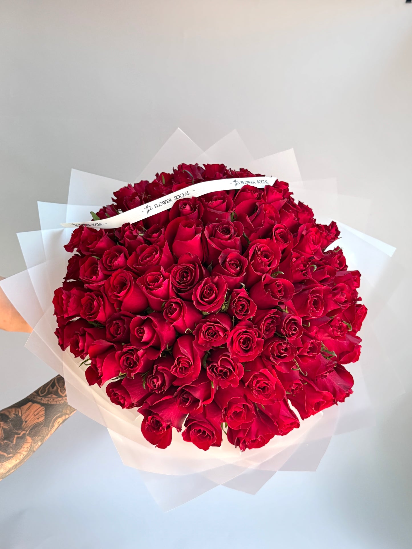 100 Red Roses