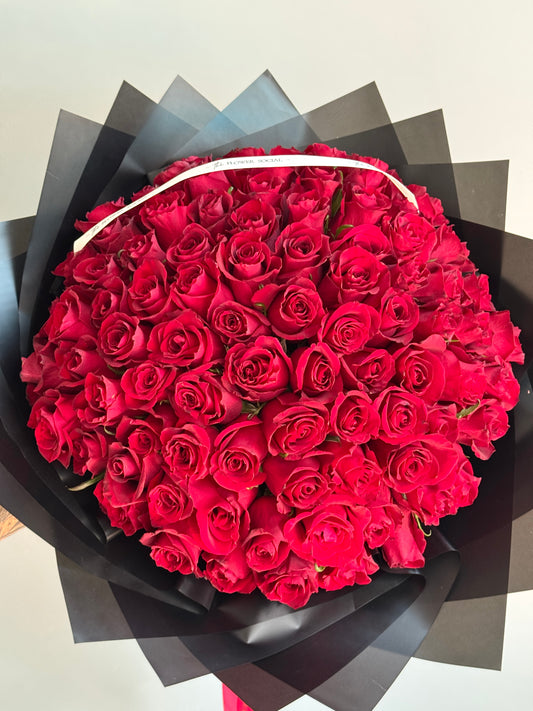 100 Red Roses Bouquet