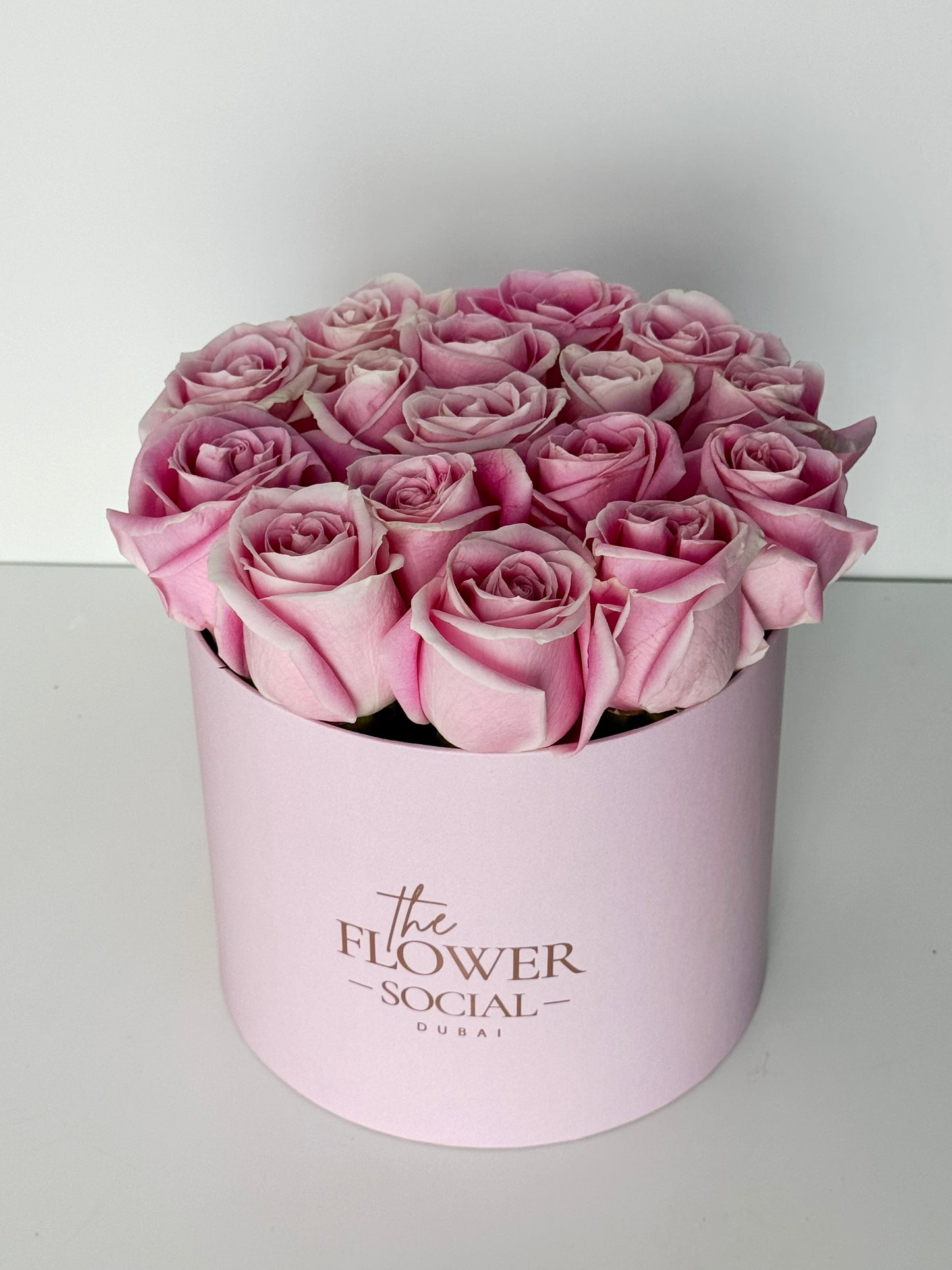 Pink roses box